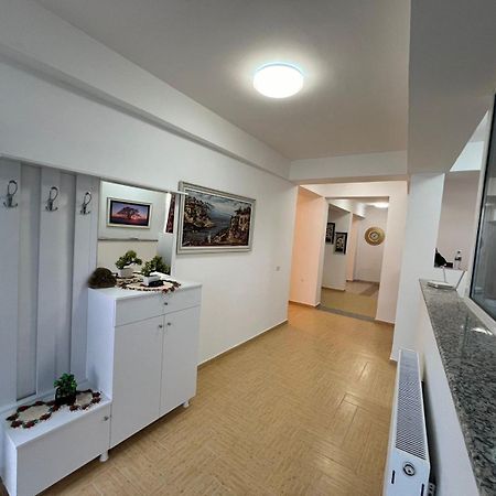 Vila Kasemi Fier Exteriör bild