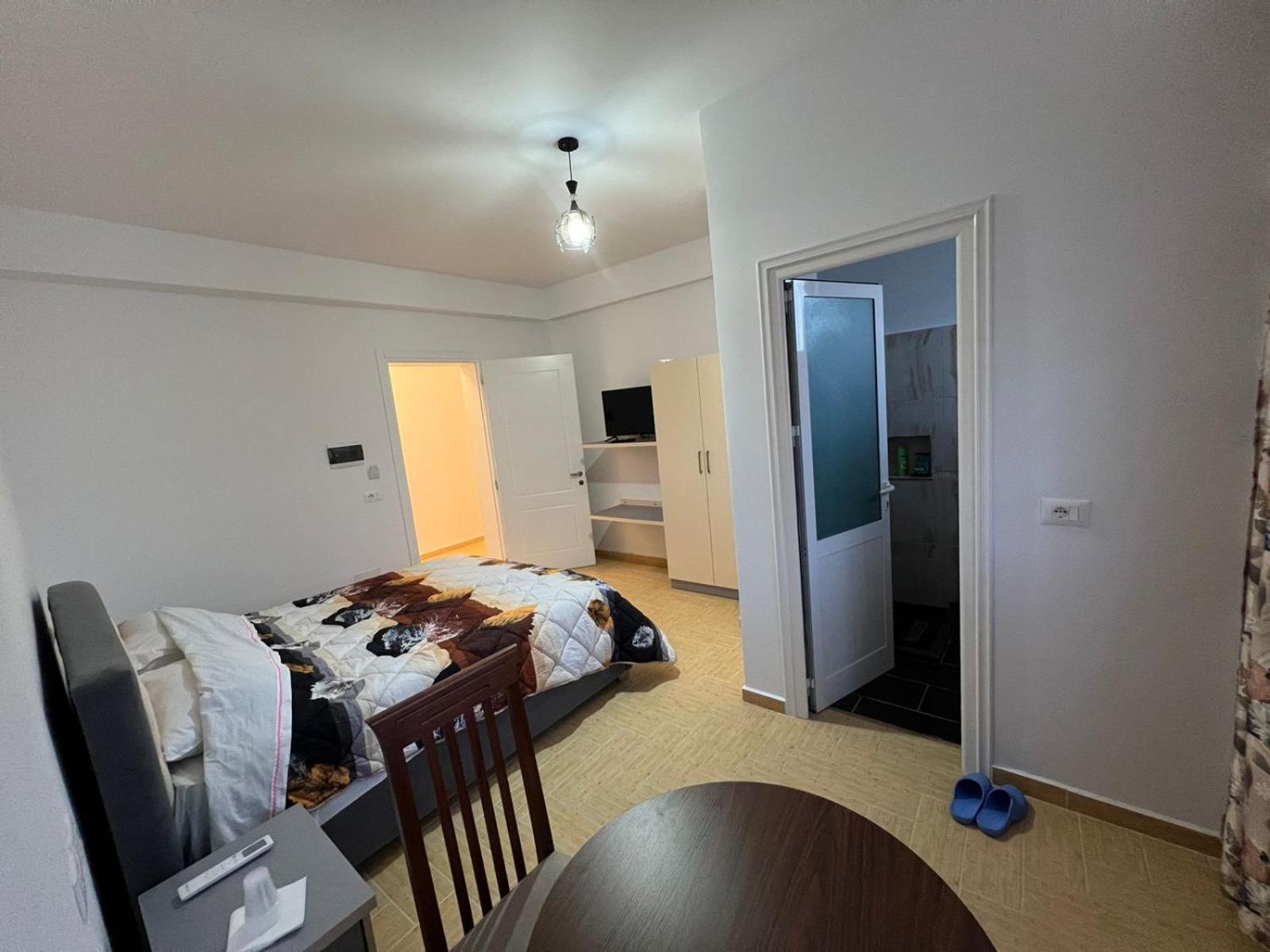 Vila Kasemi Fier Exteriör bild